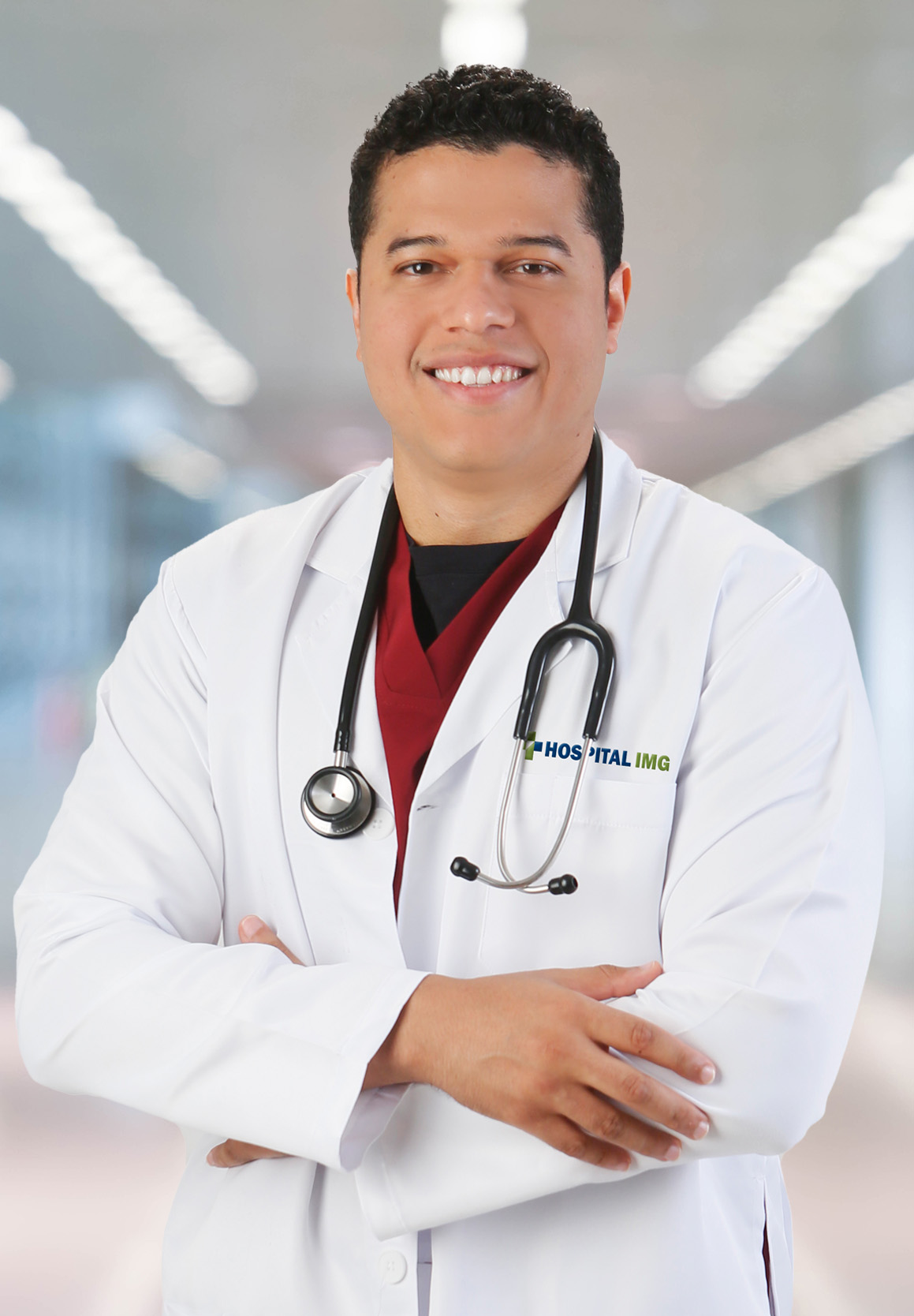 Dr. Fabio  Reyes